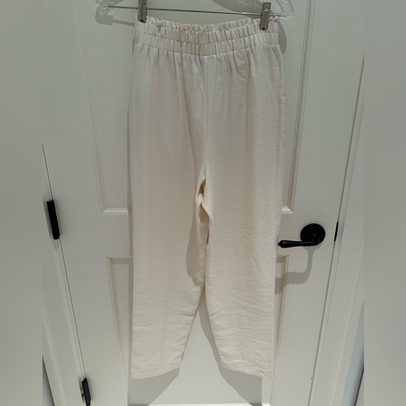 Target A New Day cream elastic waist pants XS - Picture 4 of 5